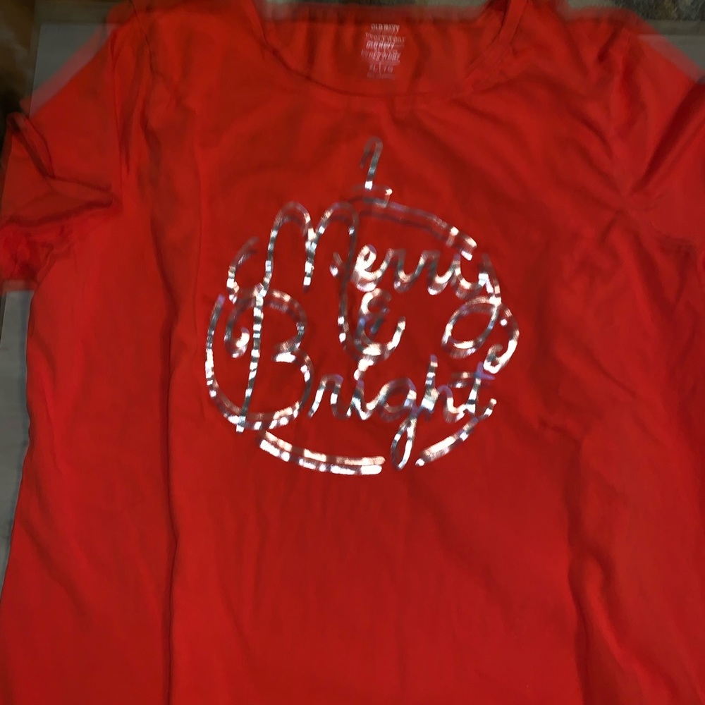 “Merry and bright” gently worn red shirt